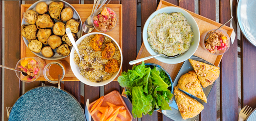 Repas coloré composé en vue du dessus